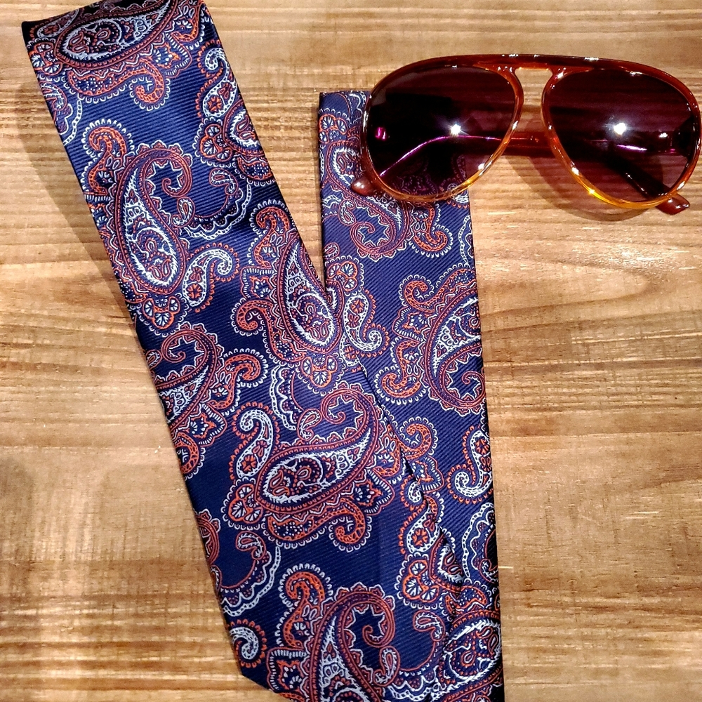 Necktie